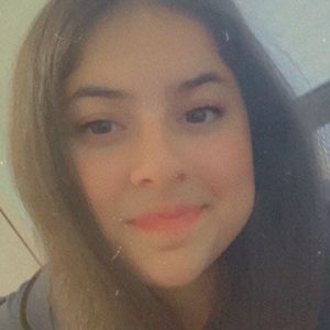 Meet your Posher, Elaina